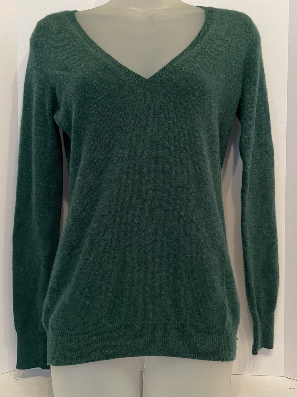 Massimo Dutti Cashmere Sweater V Neck Emerald Green
